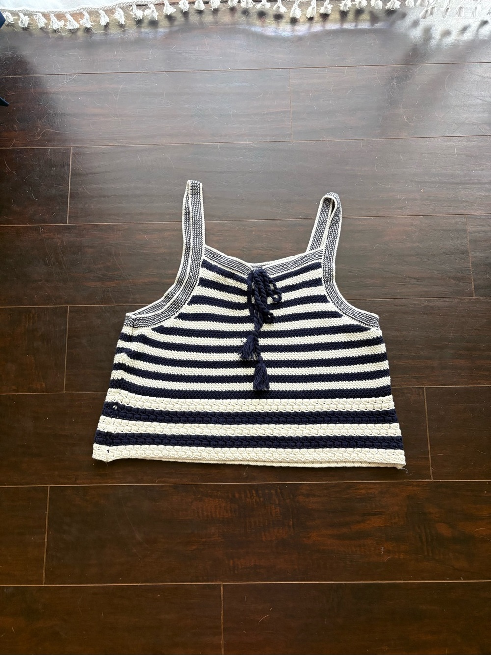 House of Harlow 1960 | Striped Crop Tank + Shorts | Navy & Cream | Size L - Picture 5 of 13